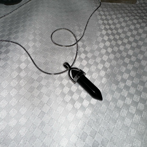 Black Tourmaline Crystal Point pendant with silver 18 inch chain. - Picture 3 of 7